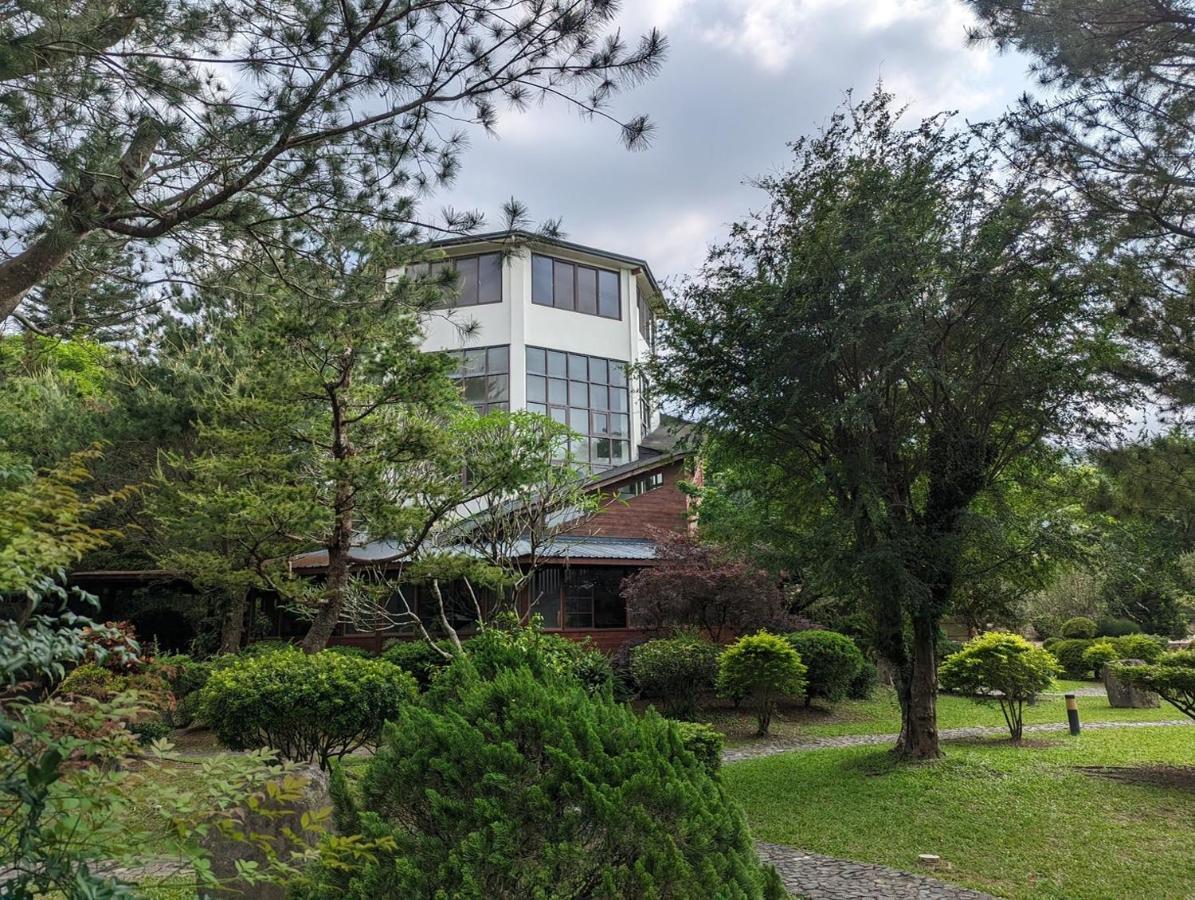 Flying Villa Nantou Екстериор снимка